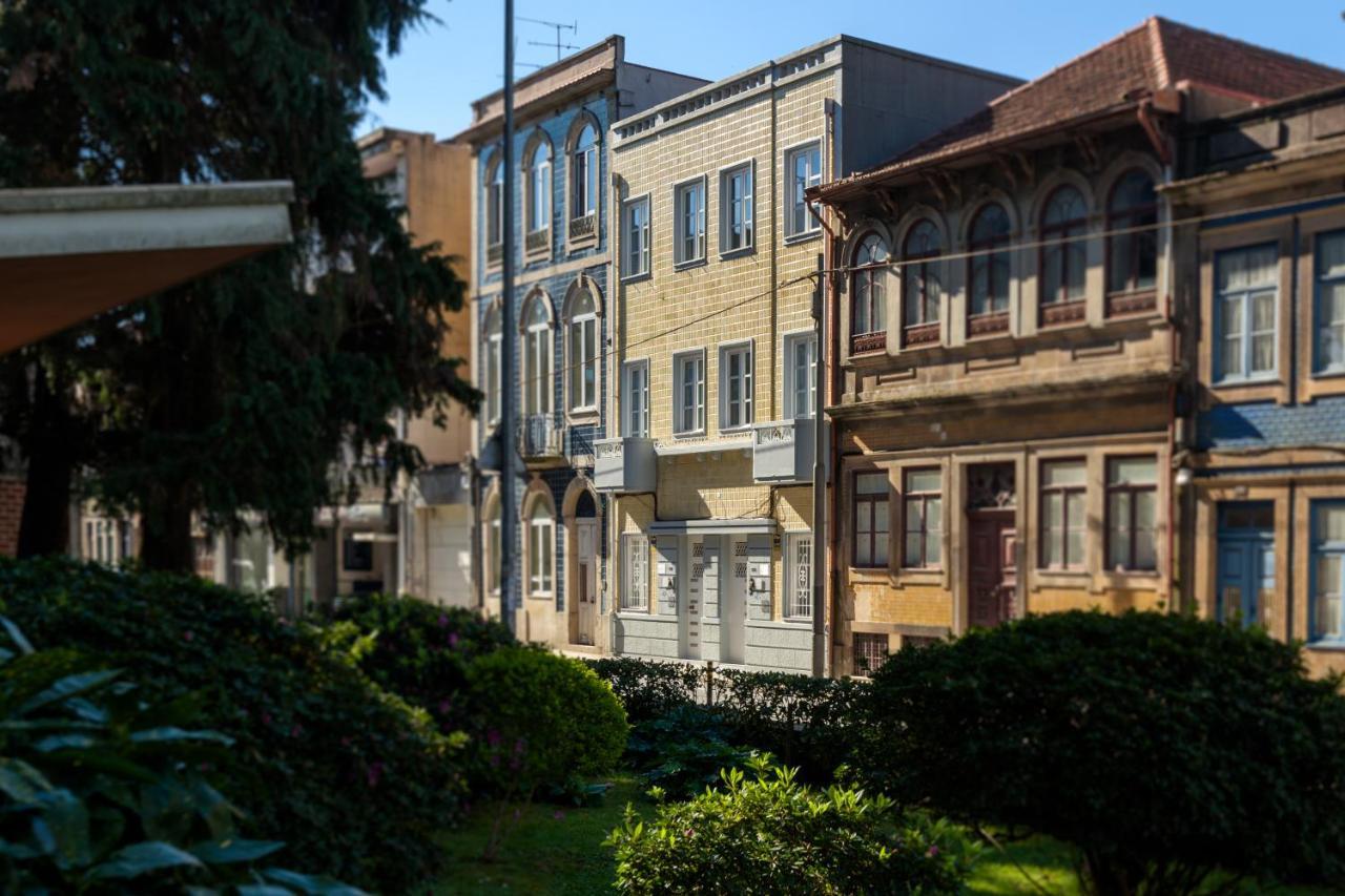 731 Costa Cabral Metro Residence Porto Luaran gambar