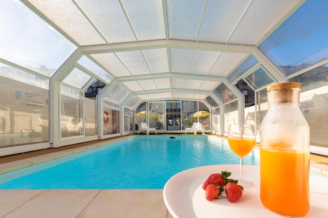 731 Costa Cabral Metro Residence Porto Luaran gambar