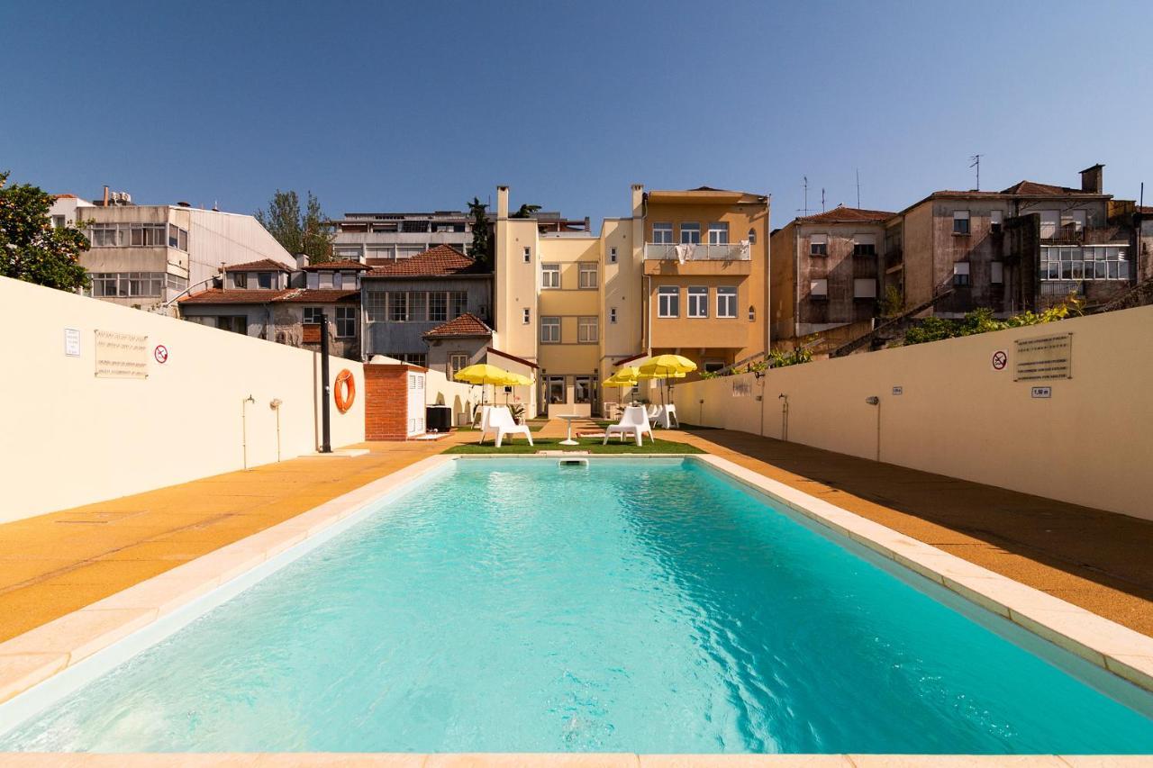 731 Costa Cabral Metro Residence Porto Luaran gambar