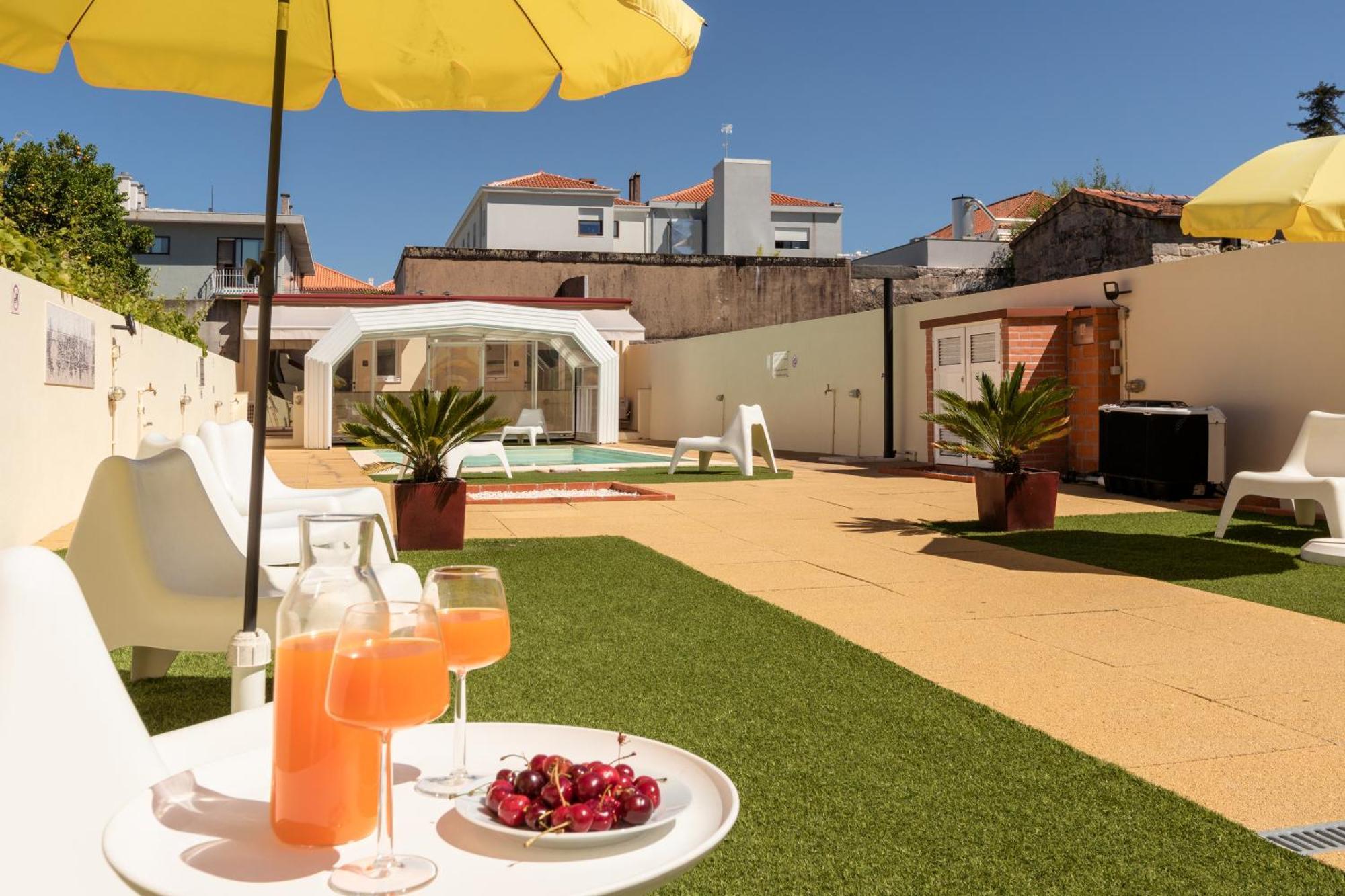 731 Costa Cabral Metro Residence Porto Luaran gambar