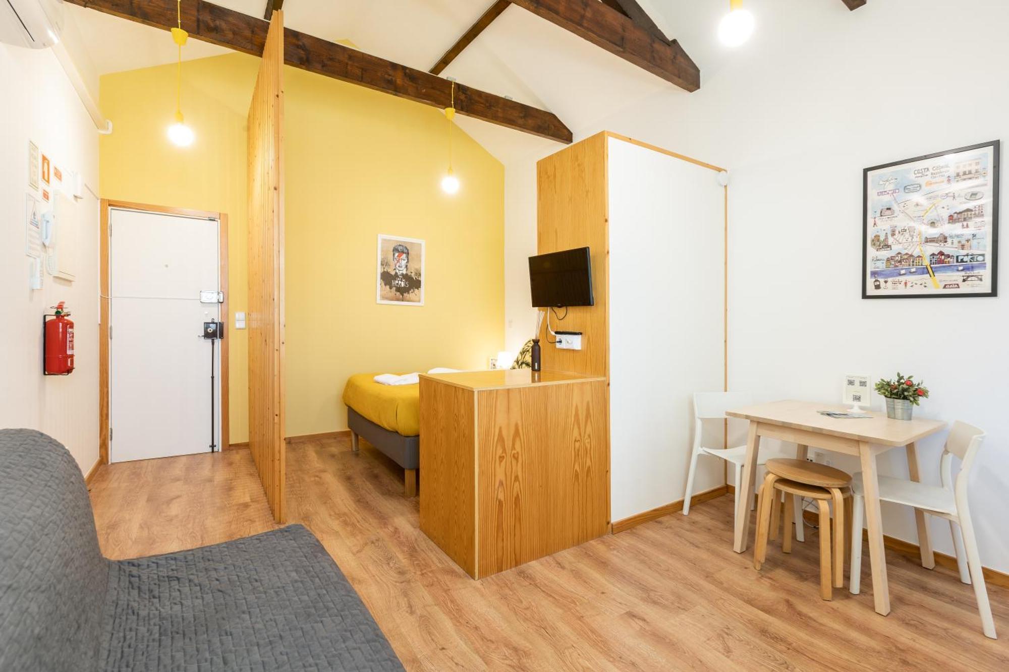 731 Costa Cabral Metro Residence Porto Bilik gambar