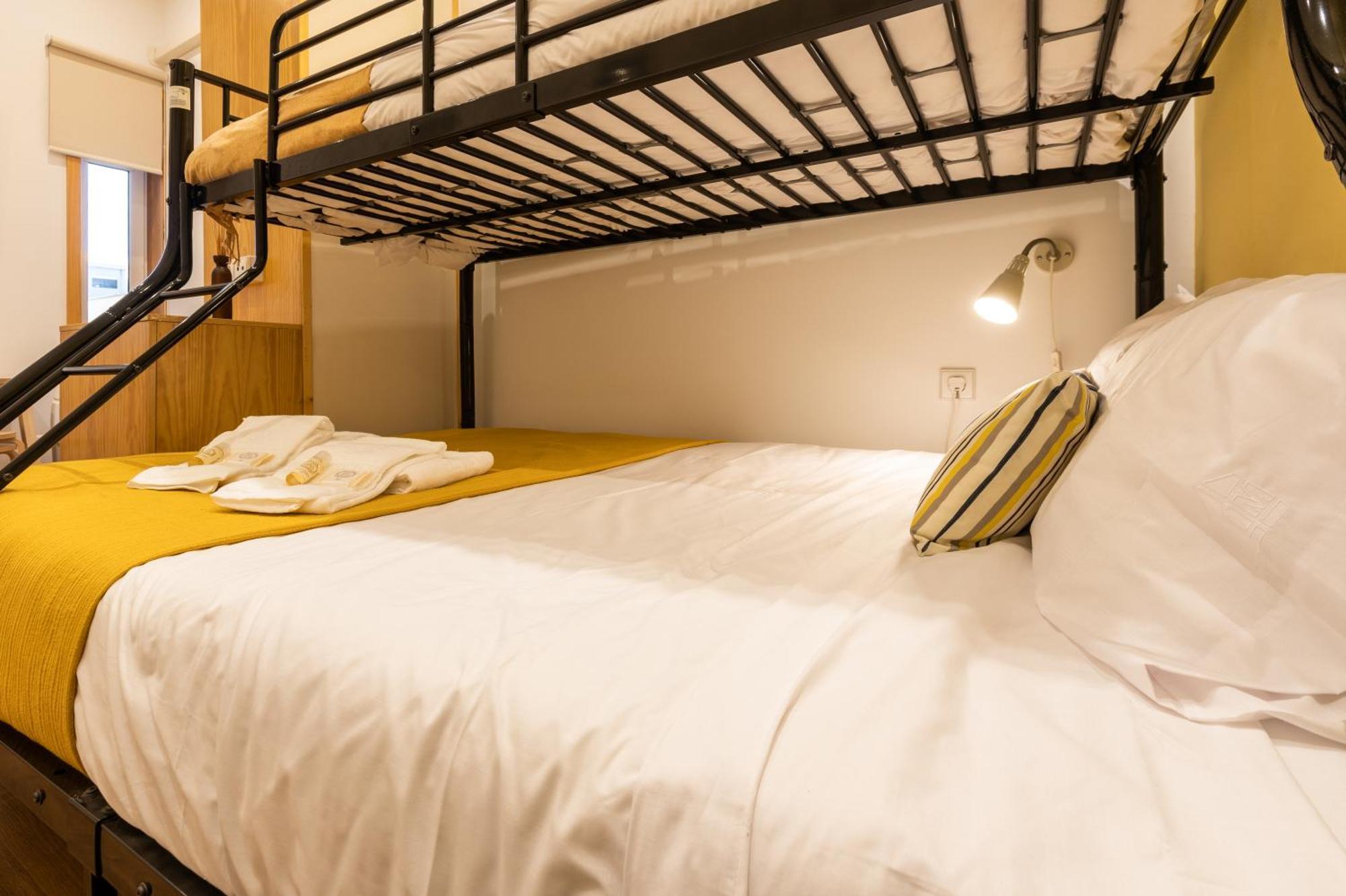 731 Costa Cabral Metro Residence Porto Bilik gambar