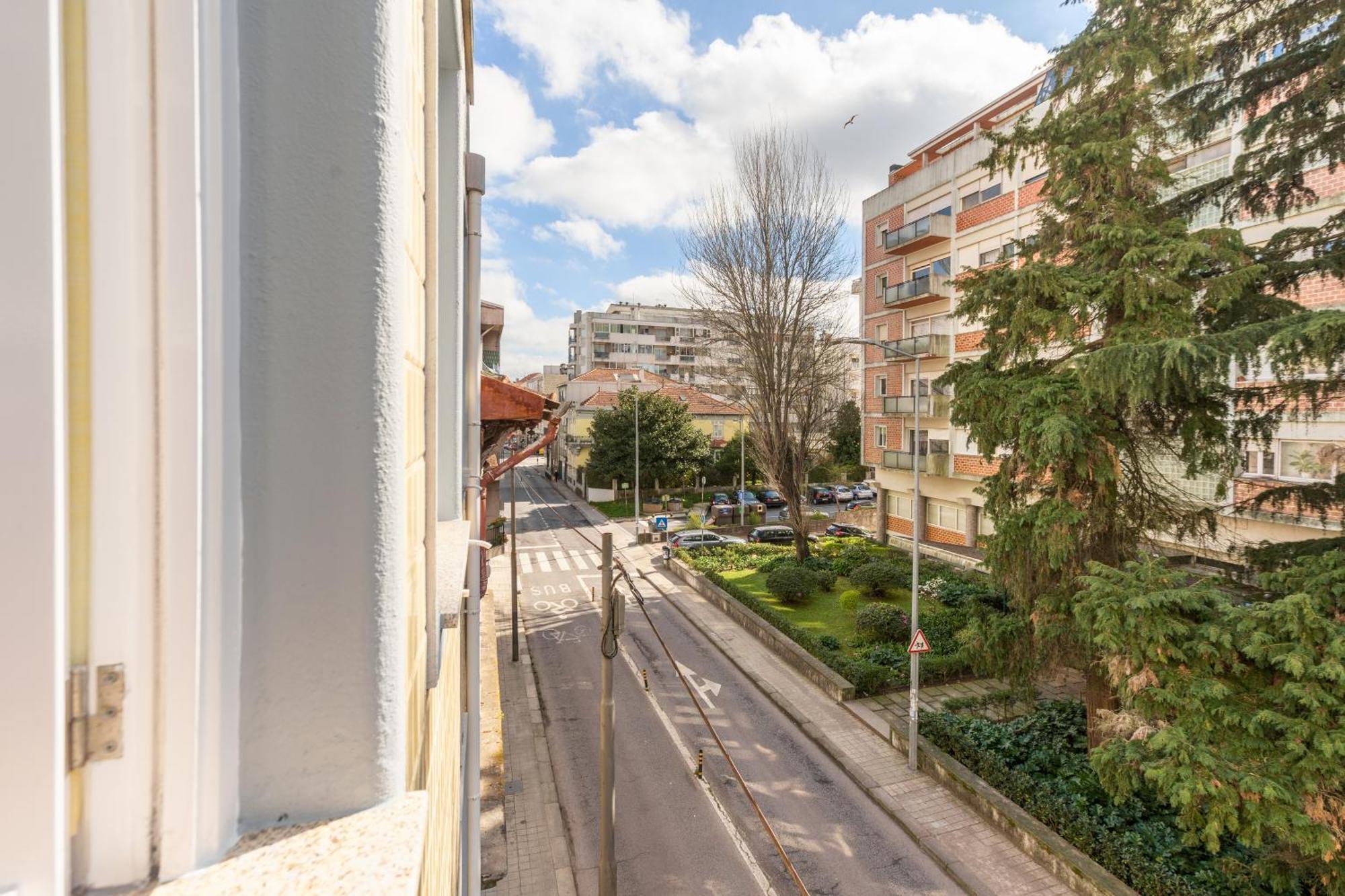 731 Costa Cabral Metro Residence Porto Bilik gambar