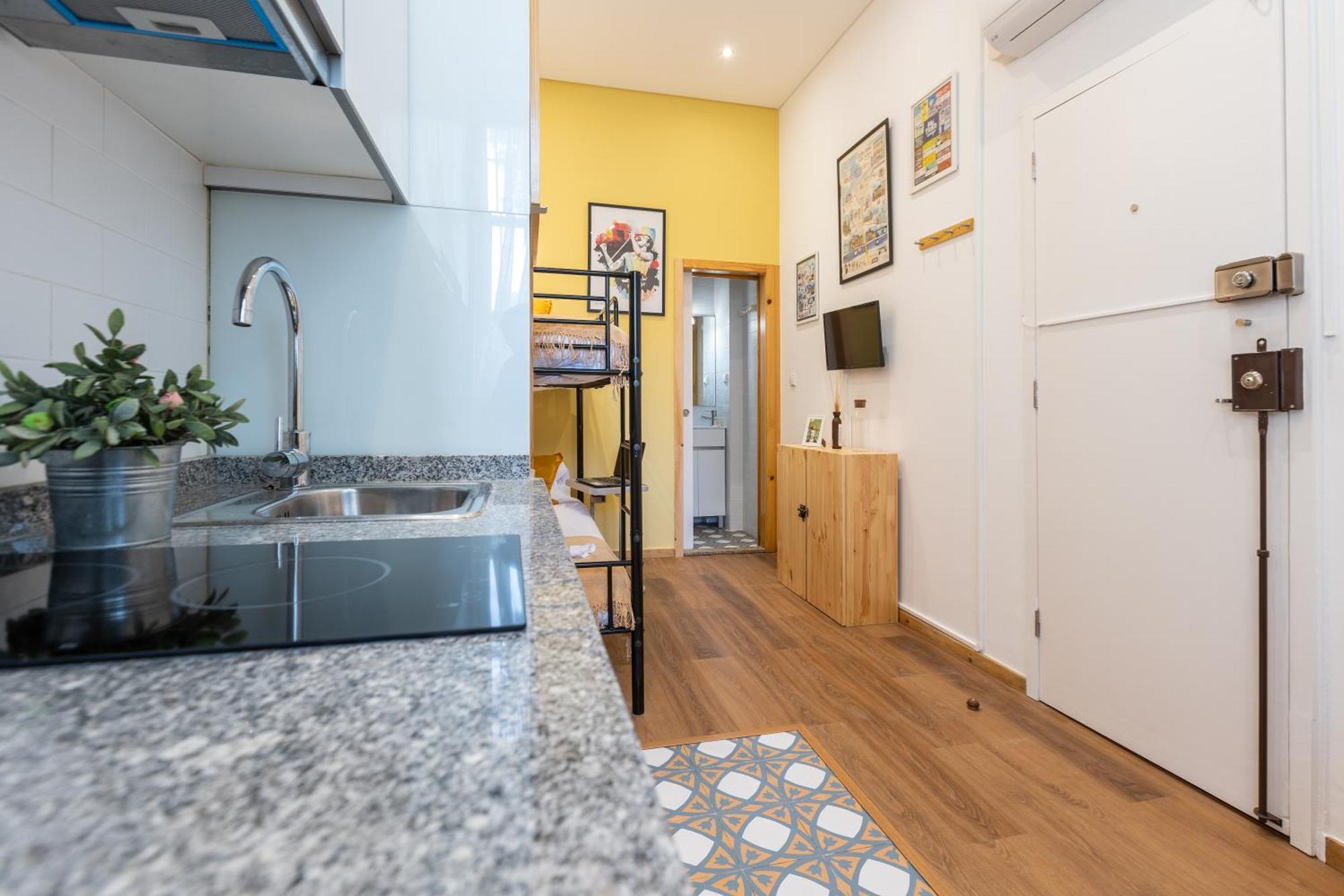 731 Costa Cabral Metro Residence Porto Bilik gambar